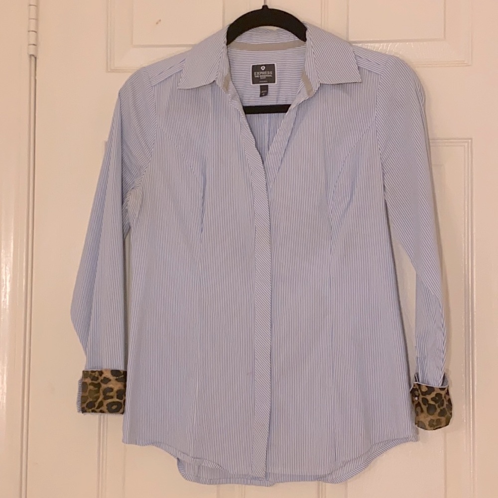 Essential Long Sleeve Button-up